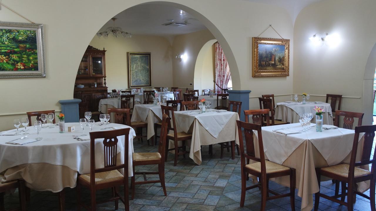 Agriturismo Masseria I Risi Pension SantʼEufemia Lamezia Buitenkant foto
