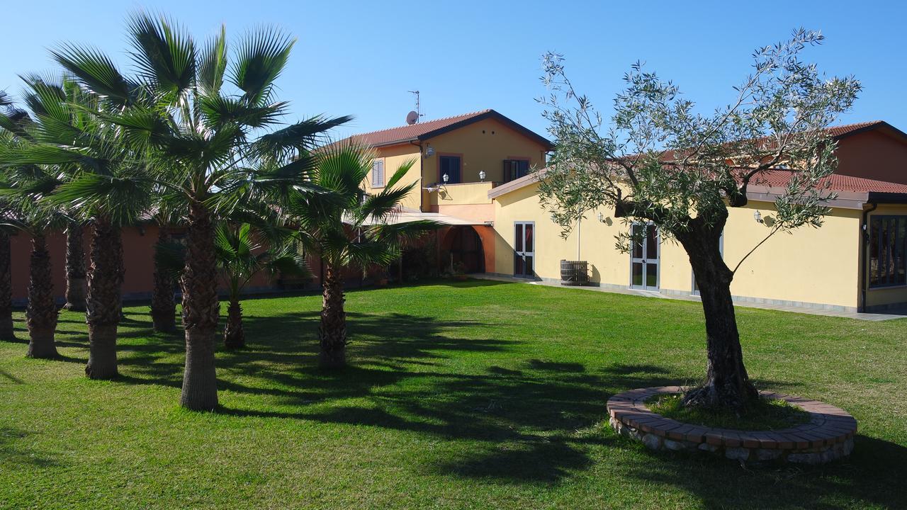 Agriturismo Masseria I Risi Pension SantʼEufemia Lamezia Buitenkant foto