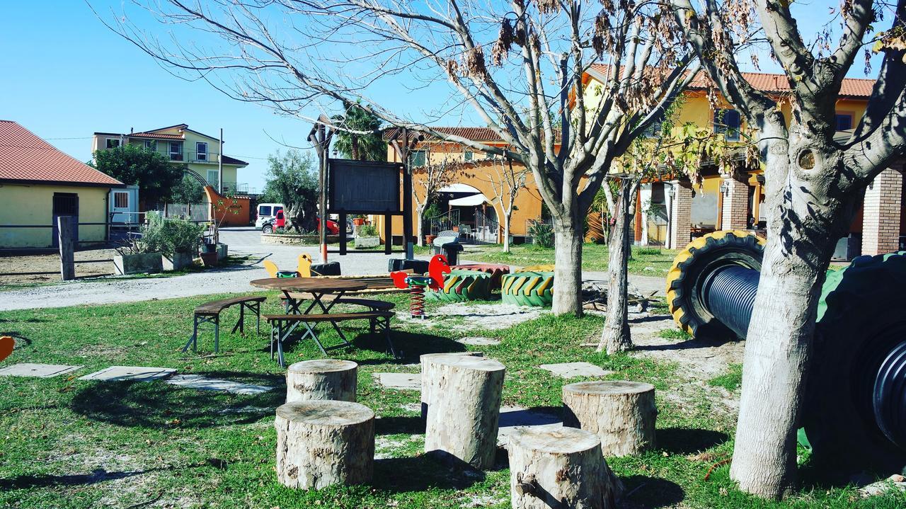 Agriturismo Masseria I Risi Pension SantʼEufemia Lamezia Buitenkant foto